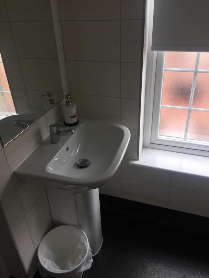 Huntley Lodge Pp Ливърпул Екстериор снимка