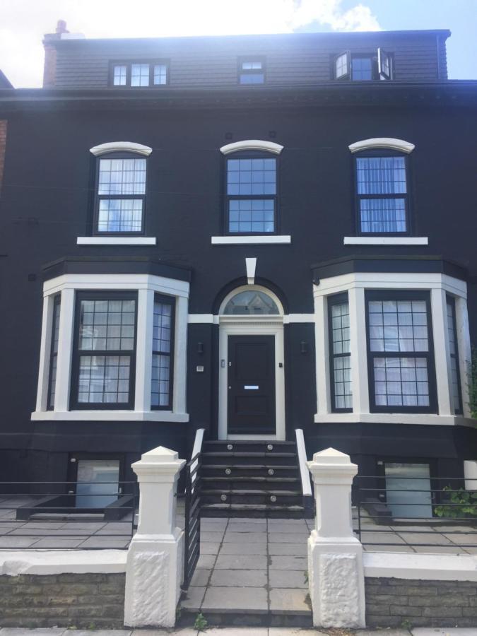 Huntley Lodge Pp Ливърпул Екстериор снимка
